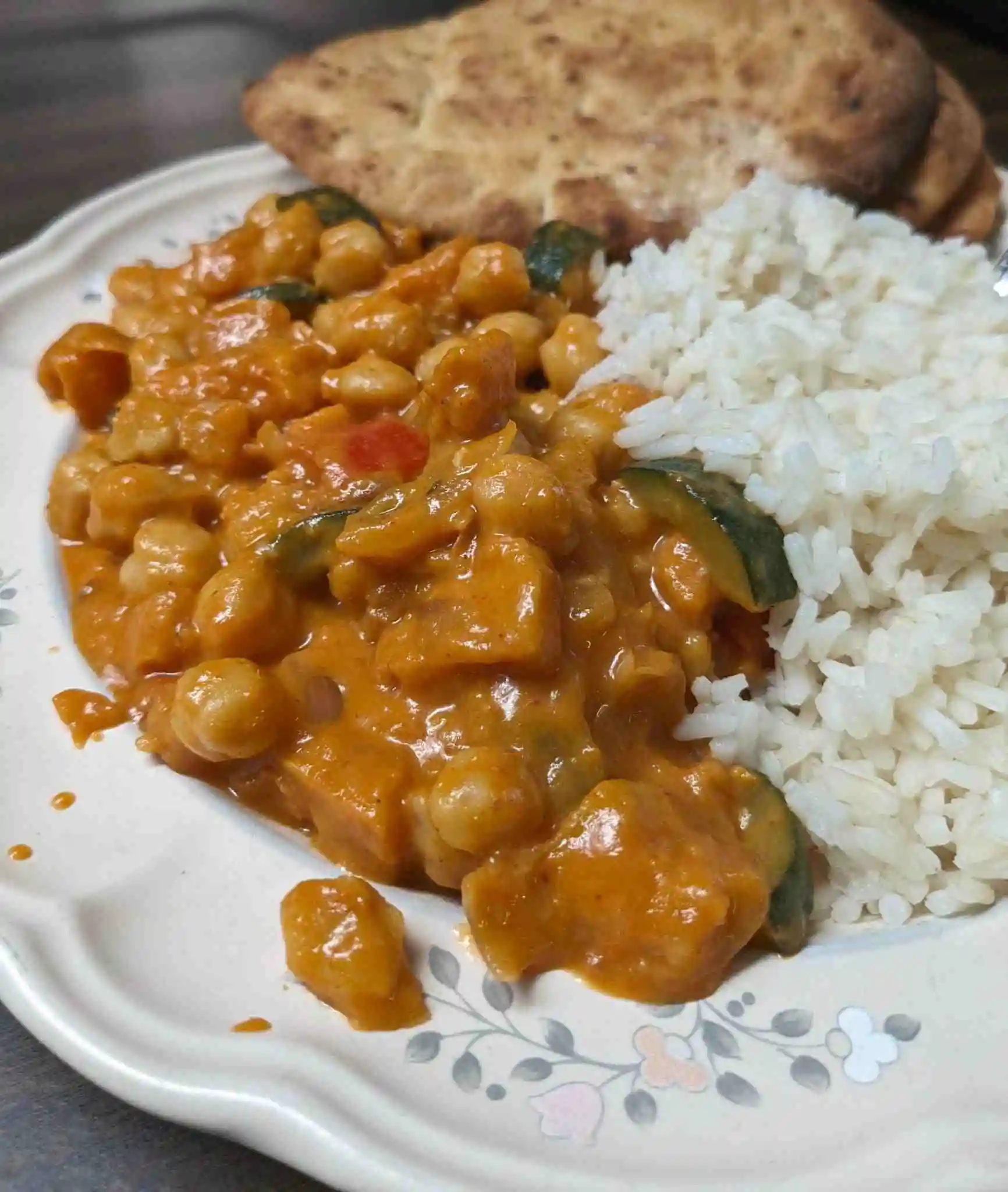 fall-vegetable-and-chickpea-curry